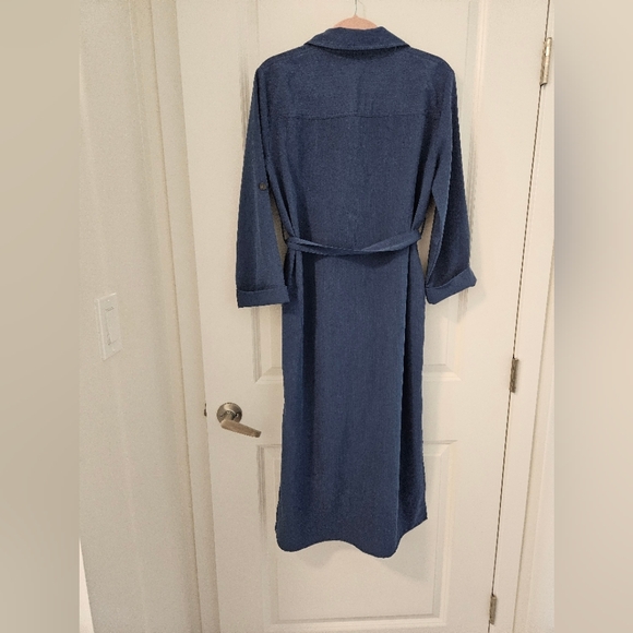 Blue Denim-Like Midi Wrap Dress with Collar Neckline - Picture 3 of 5